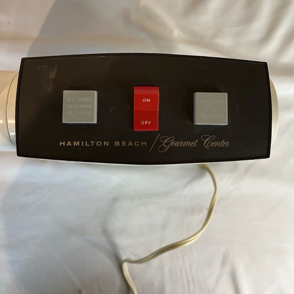 Vintage 60s Hamilton Beach Power Unit Model 222 and Quick-Crusher Model 577 - Picture 9 of 16